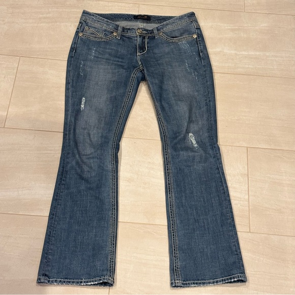 Women’s Factory Distressed Seven7 Jeans - Size 6 - Picture 13 of 16